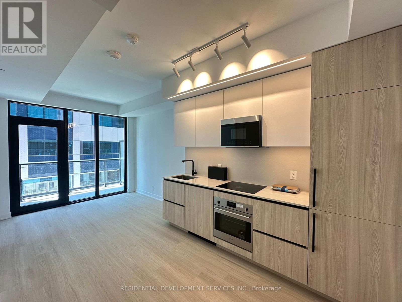 311 - 699 SHEPPARD AVENUE E|Toronto (Bayview Village), Ontario M2K2P9