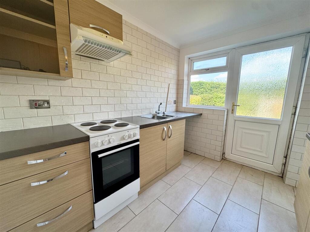 Additional image 6 of Wicklow Close, Halesowen