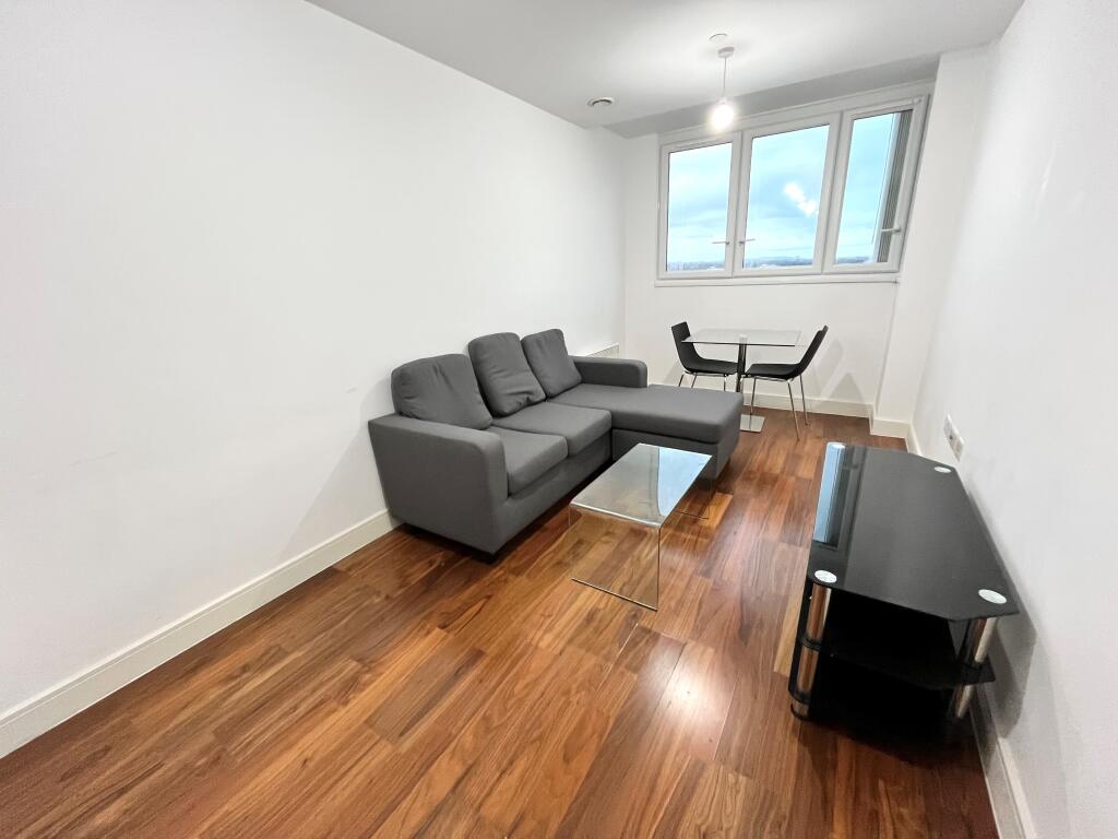 Additional image 3 of Metropolitan House