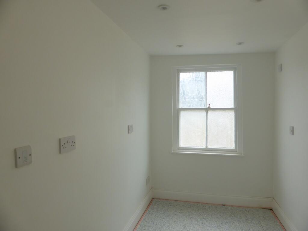 Additional image 2 of Third Floor Room 25 Old Steine