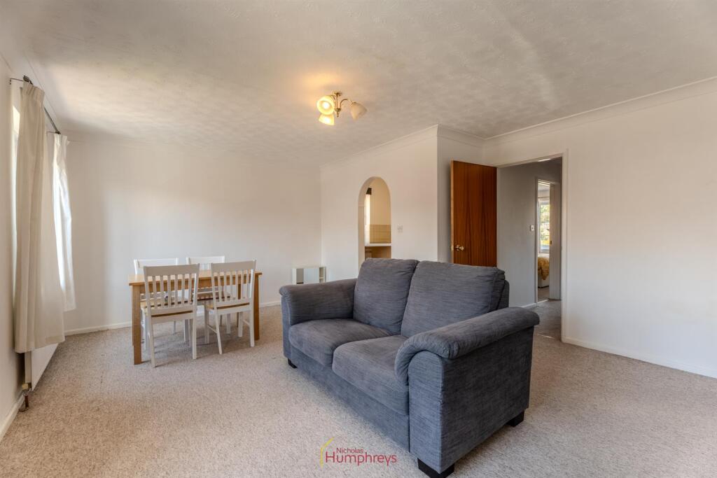 Additional image 12 of Crescent Road, Wimborne