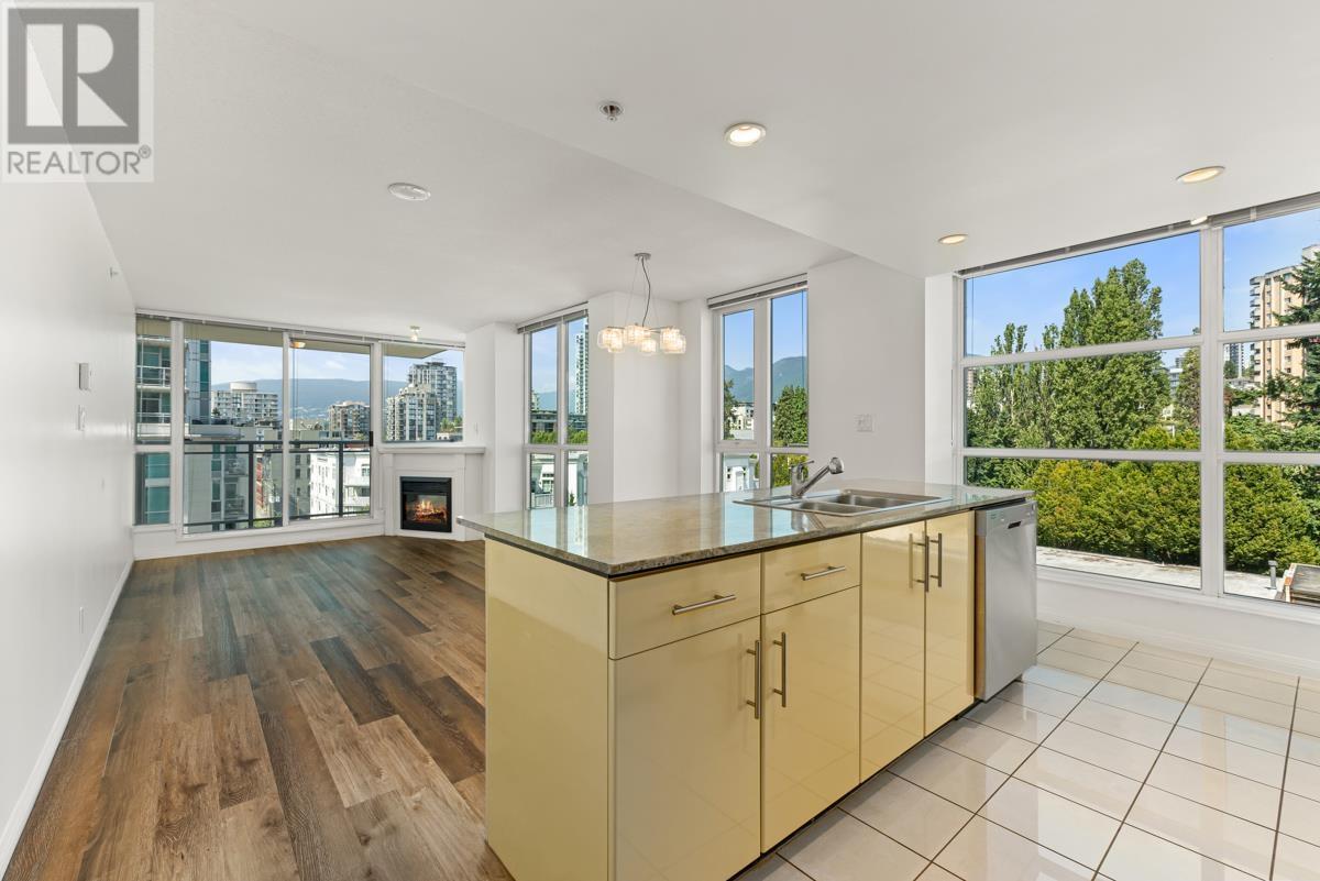 908 188 E ESPLANADE AVENUE|North Vancouver, British Columbia V7L4Y1