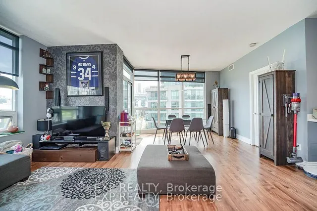 Additional image 25 of 231 Fort York Blvd Unit 730