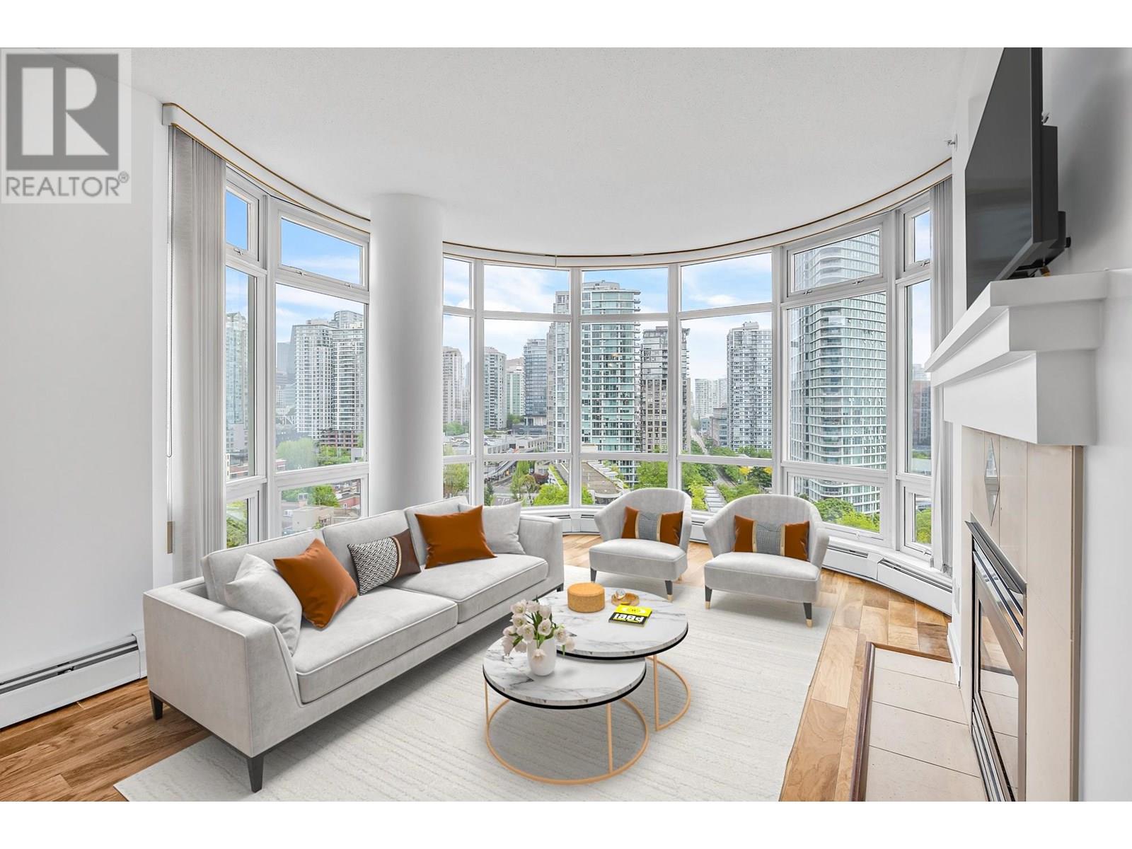 1702 198 AQUARIUS MEWS|Vancouver, British Columbia V6Z2Y4