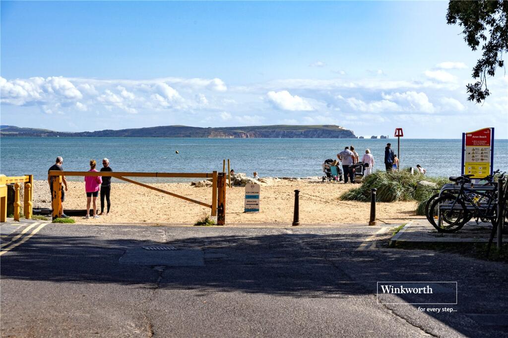 Additional image 28 of Friars Wood, Robins Way, Christchurch, Dorset, BH23