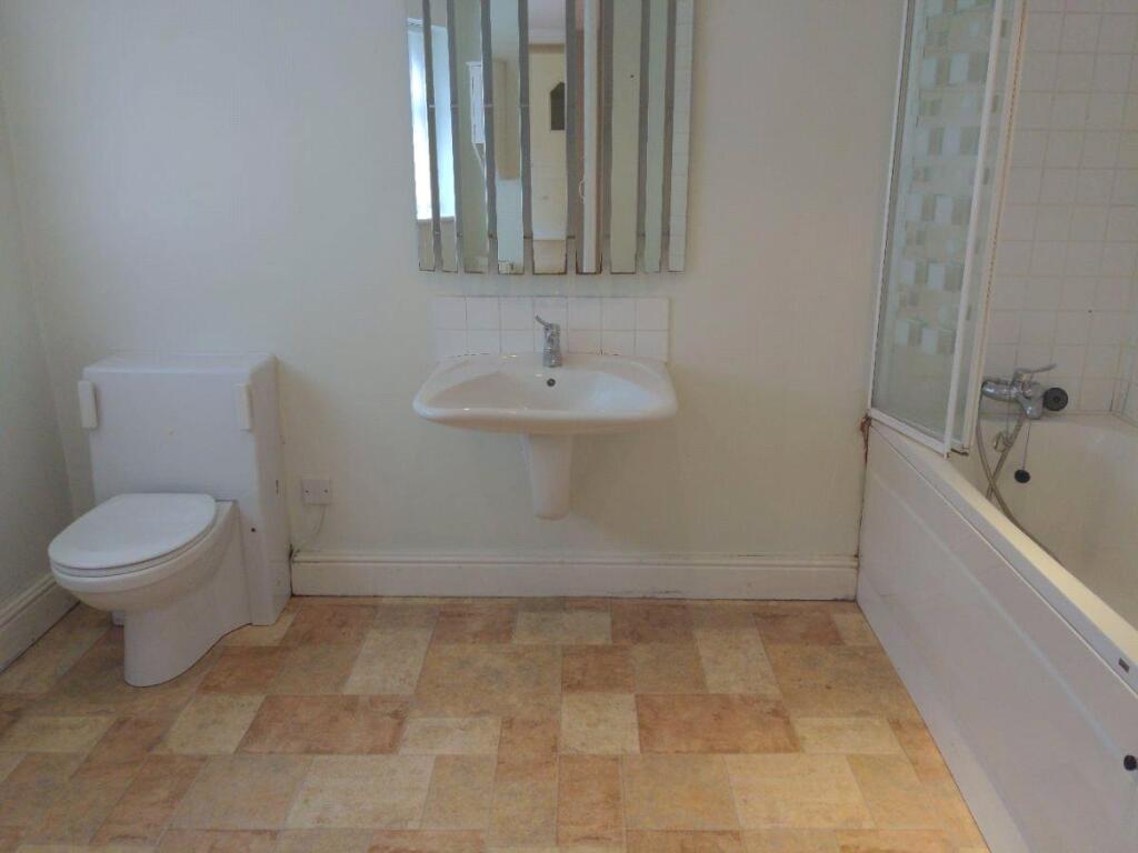 Additional image 3 of Glenholme Road, Bradford, West Yorkshire, BD8