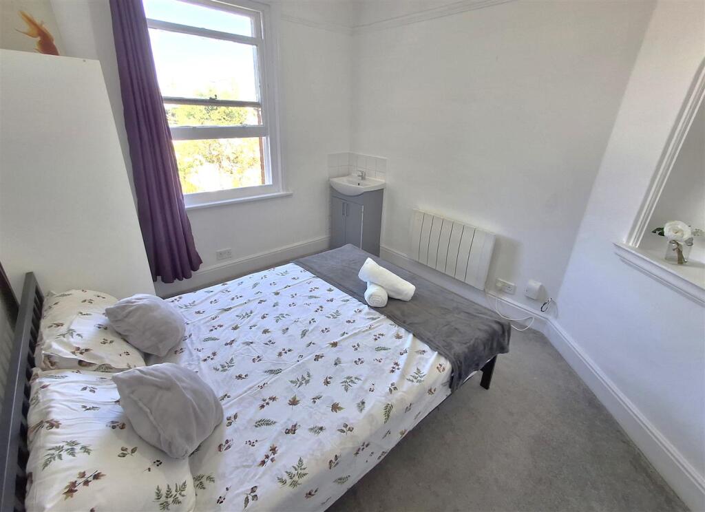 Additional image 9 of Dreamwood, Bournemouth, BH8