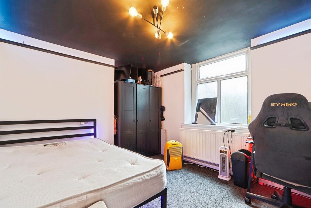 Additional image 7 of Daisy Hill Lane, Bradford