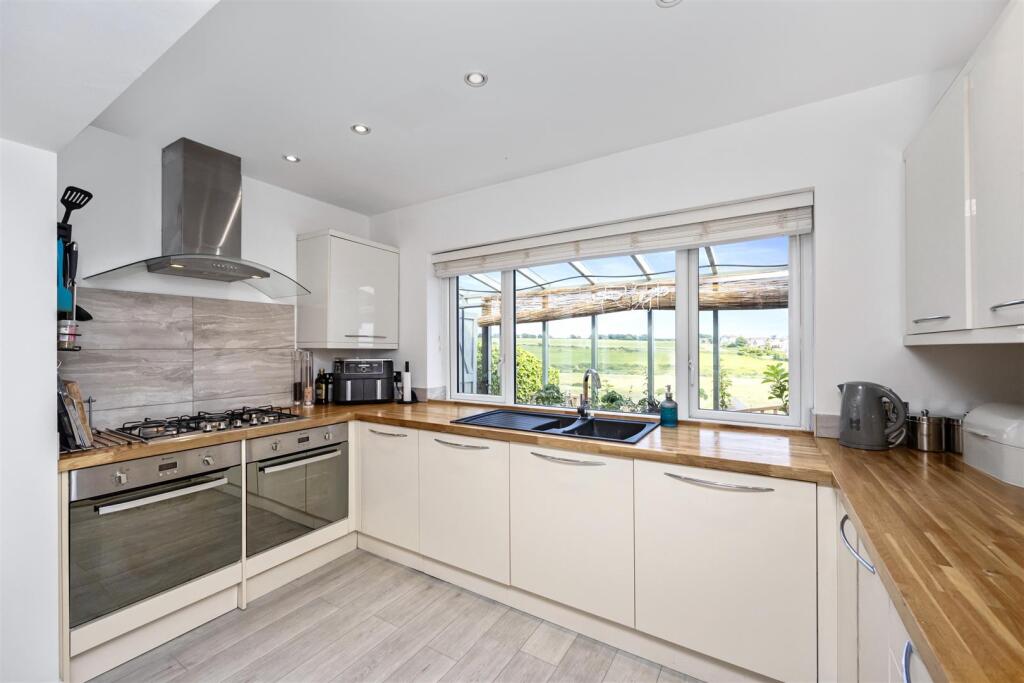 Additional image 24 of Rookery Way, Seaford