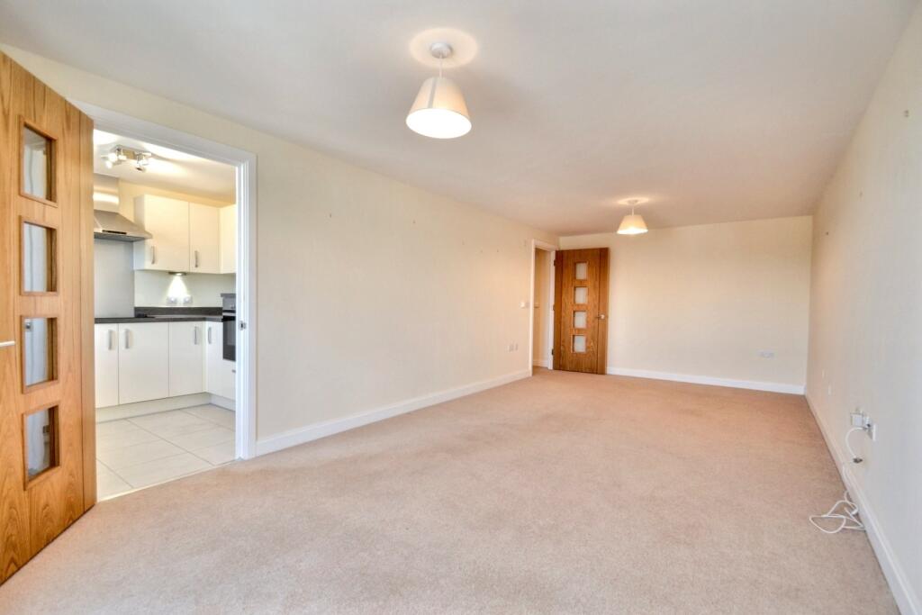 Additional image 19 of Broadstone