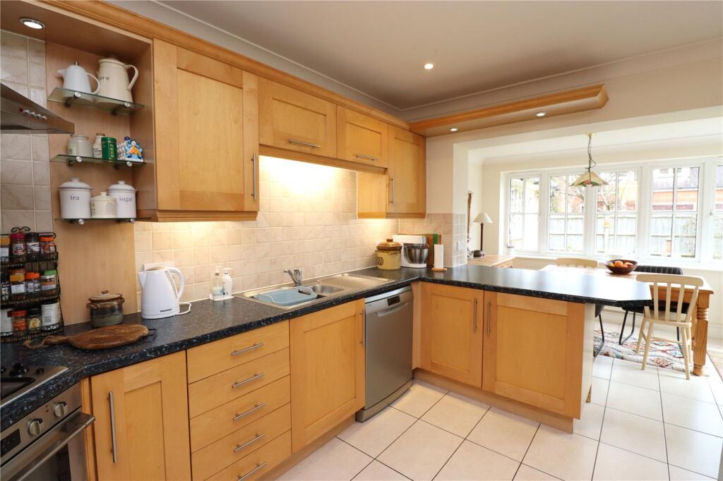 Additional image 7 of Kennard Road, New Milton, Hampshire, BH25