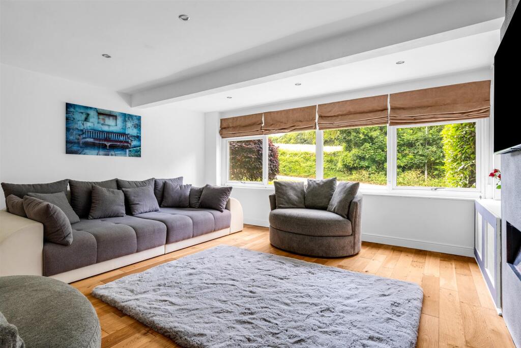 Additional image 4 of Turpins Ride, Welwyn