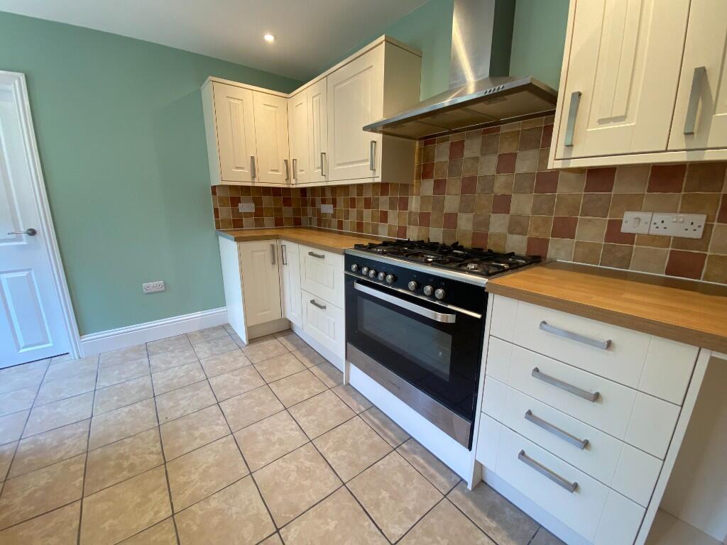 Additional image 5 of Vicarage Drive, Eastbourne, East Sussex, BN20