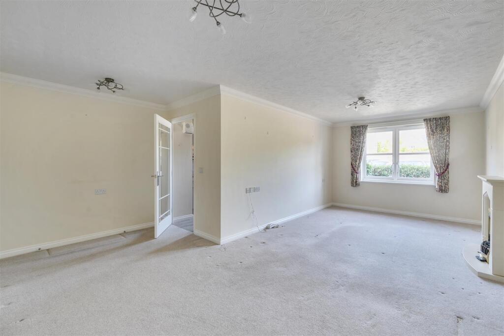 Additional image 5 of 2 King Edgar Lodge, Ringwood