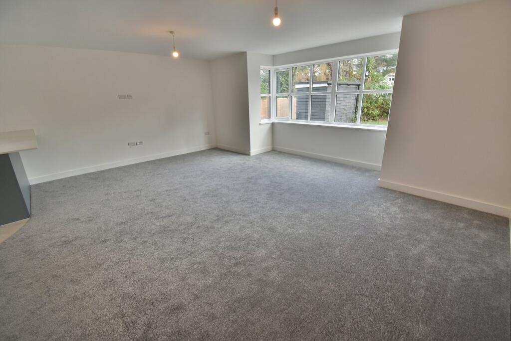 Additional image 9 of 14 Golf Links Road, Ferndown, BH22