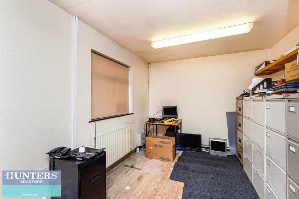 Additional image 4 of 471 Great Horton Road Bradford, West Yorkshire, BD7 3DL