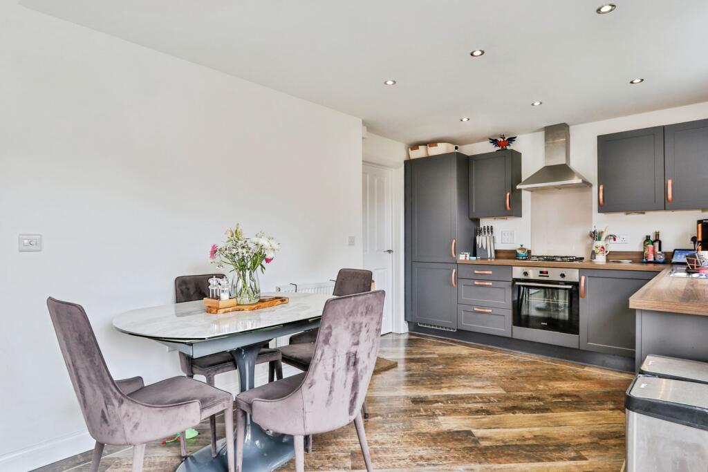 Additional image 7 of Edmund Crescent, BEARWOOD, Bournemouth, Dorset, BH11