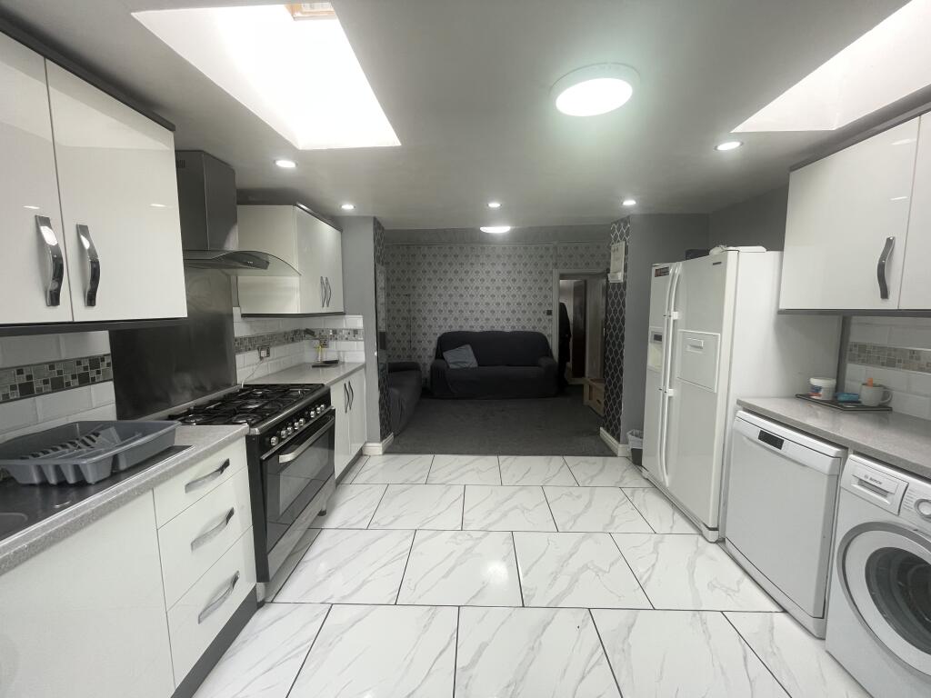 Additional image 13 of Roxby Street, BRADFORD