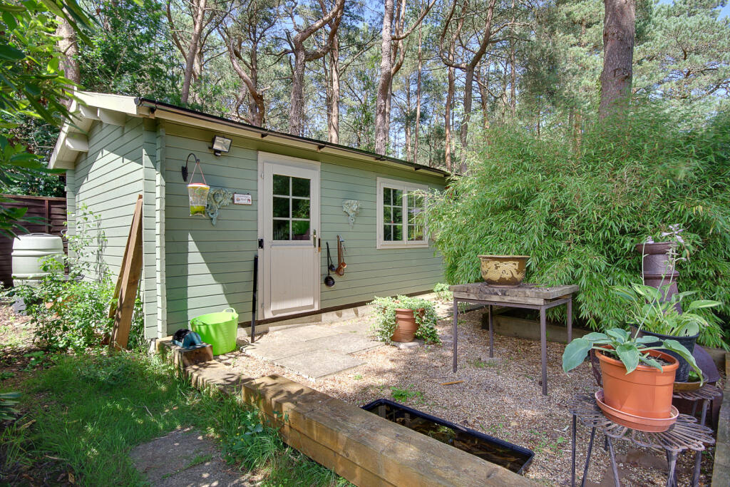 Additional image 32 of Avon Avenue, Ringwood, BH24