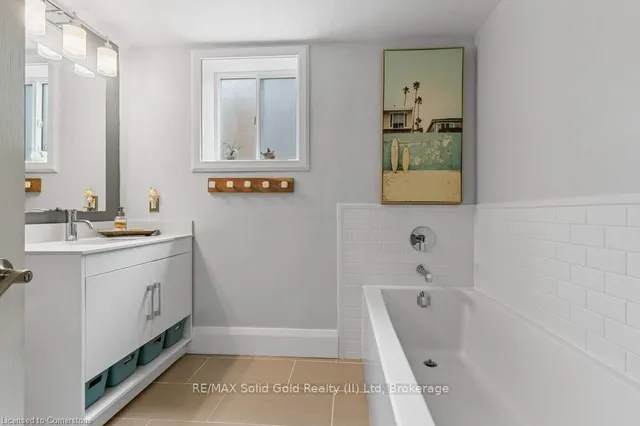 Additional image 29 of 58 Golden Meadow Cres