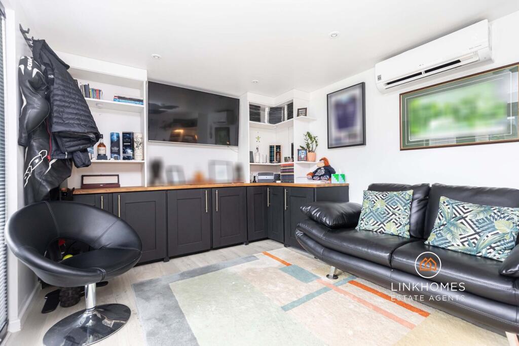 Additional image 30 of Insley Crescent, Broadstone, BH18