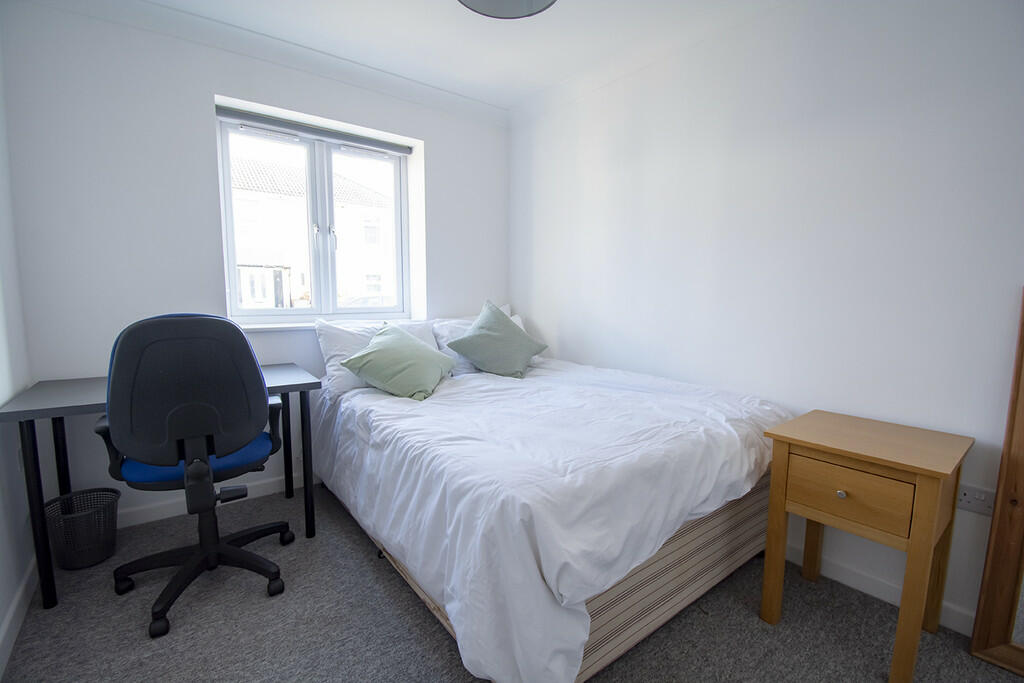 Additional image 25 of Wycliffe Road, Winton