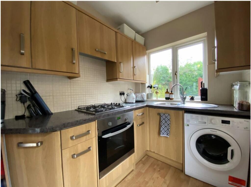 Additional image 7 of Fairway Grove, BRADFORD