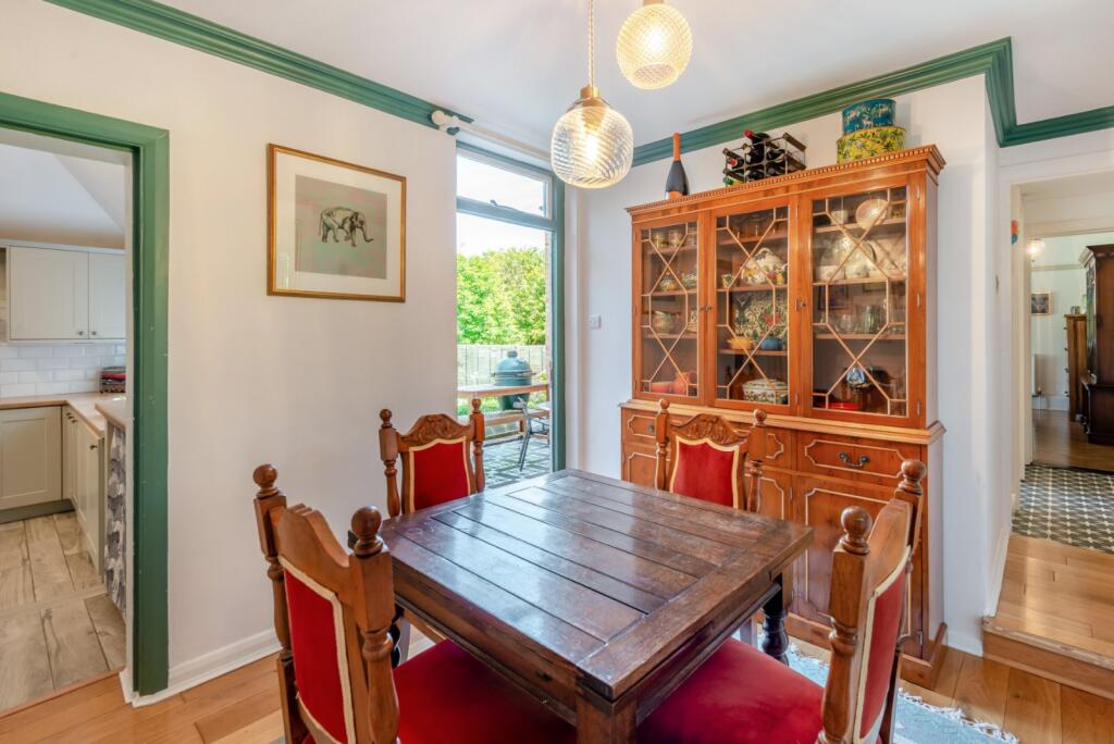 Additional image 7 of Douglas Road, Harpenden, Hertfordshire