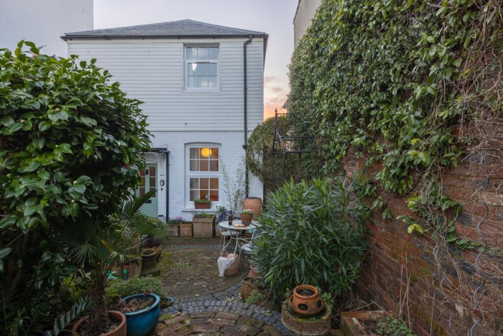 Additional image 5 of South Street, Eastbourne