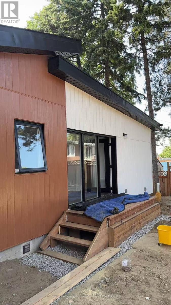 Primary image of GARDEN SUITE - 30 OAKLEY BOULEVARD|Toronto (Bendale), Ontario M1P3P3