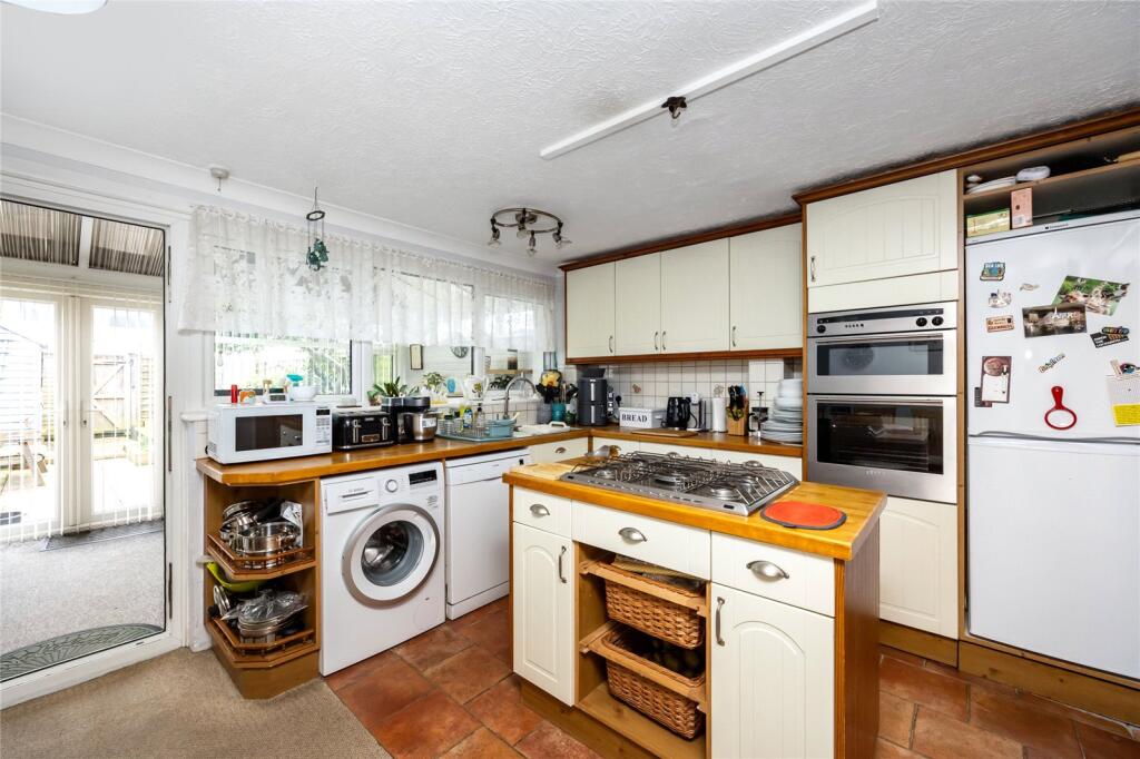 Additional image 4 of Daniel Close, Lancing, West Sussex, BN15