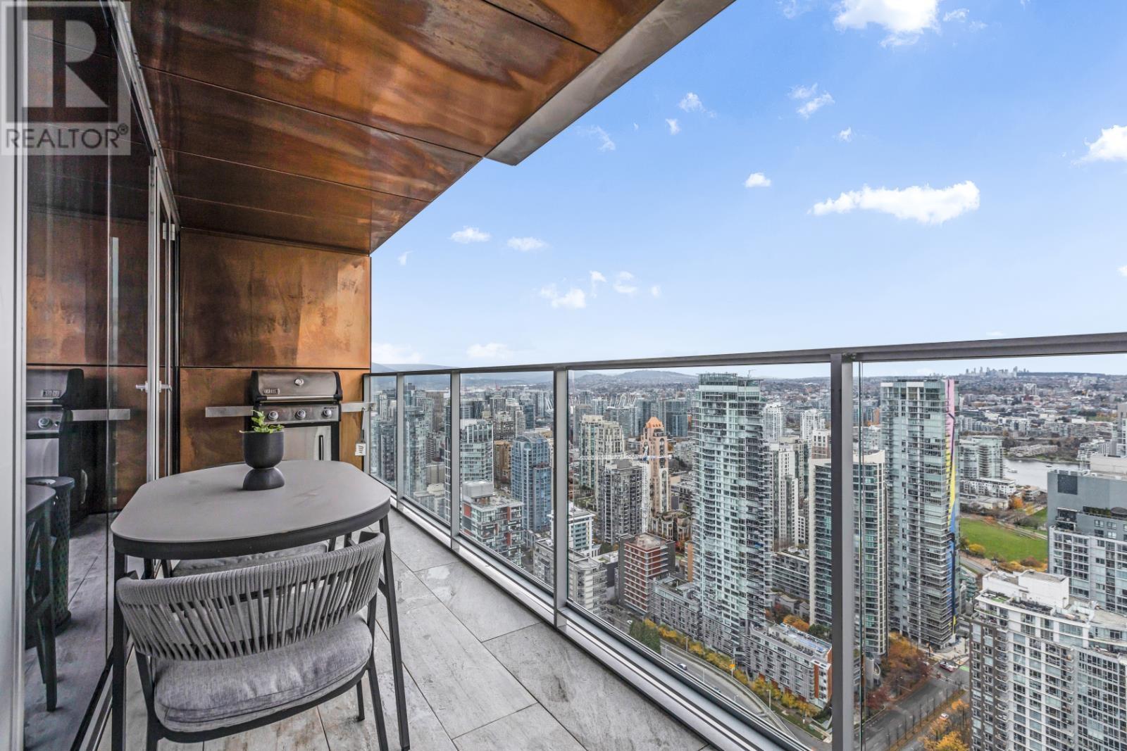 Primary image of 5X05 1480 HOWE STREET|Vancouver, British Columbia V6Z0G5