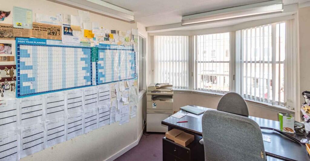 Additional image 4 of 19 High Street, Christchurch, Dorset, BH23