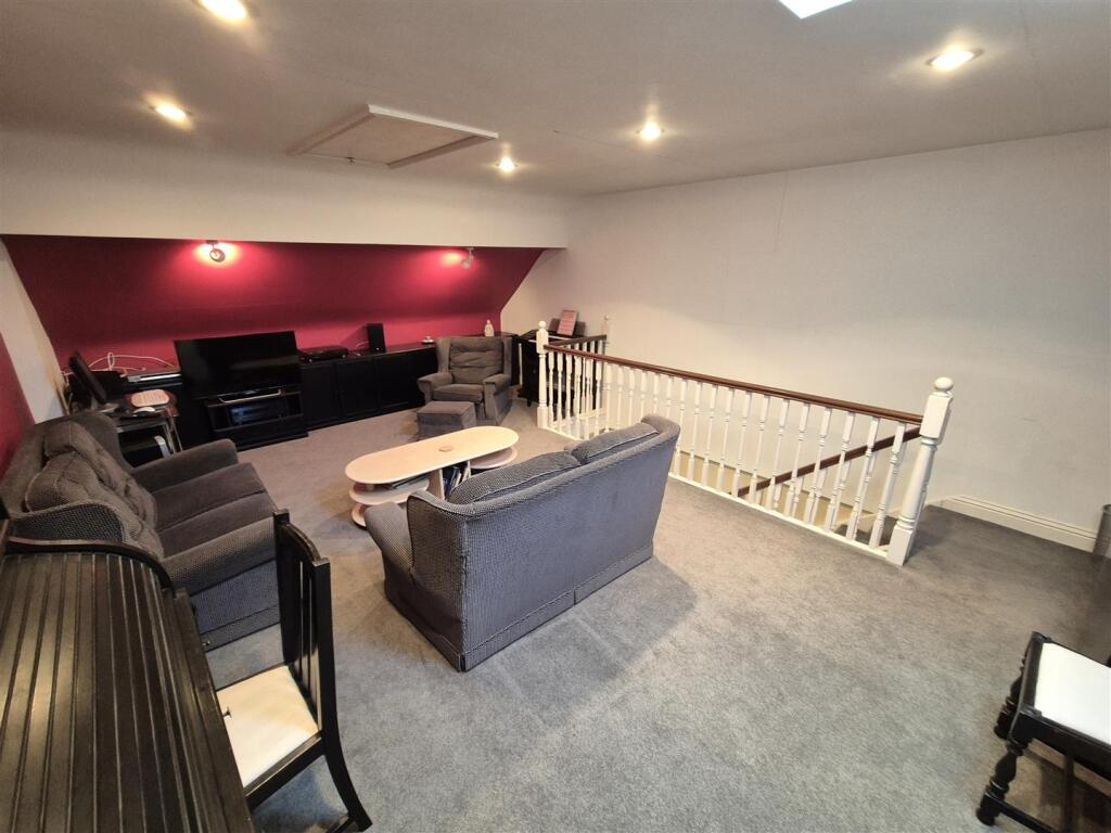 Additional image 11 of Barbers Gate, Poole