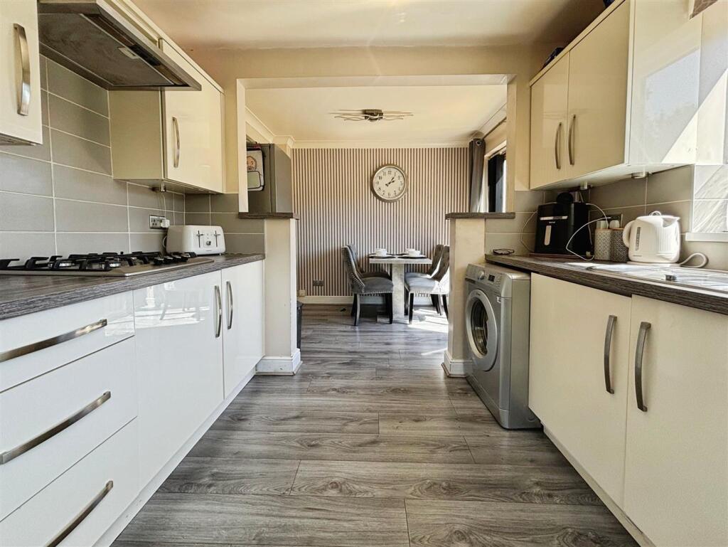 Additional image 7 of Scholars Walk, Bradford, BD2 3AF