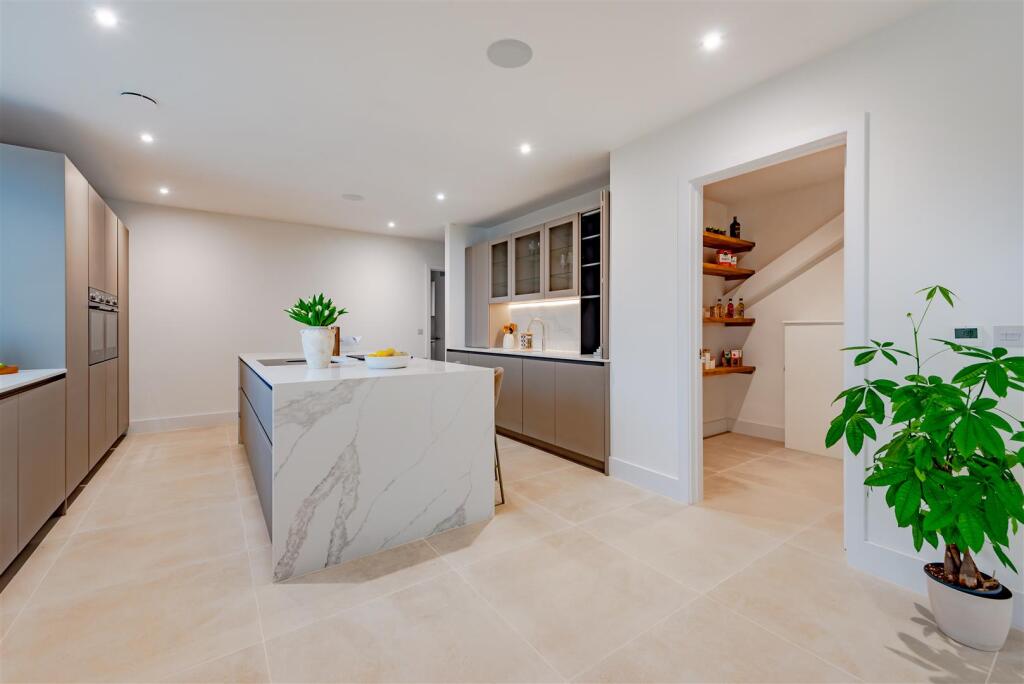 Additional image 29 of Twineham Grange Farm