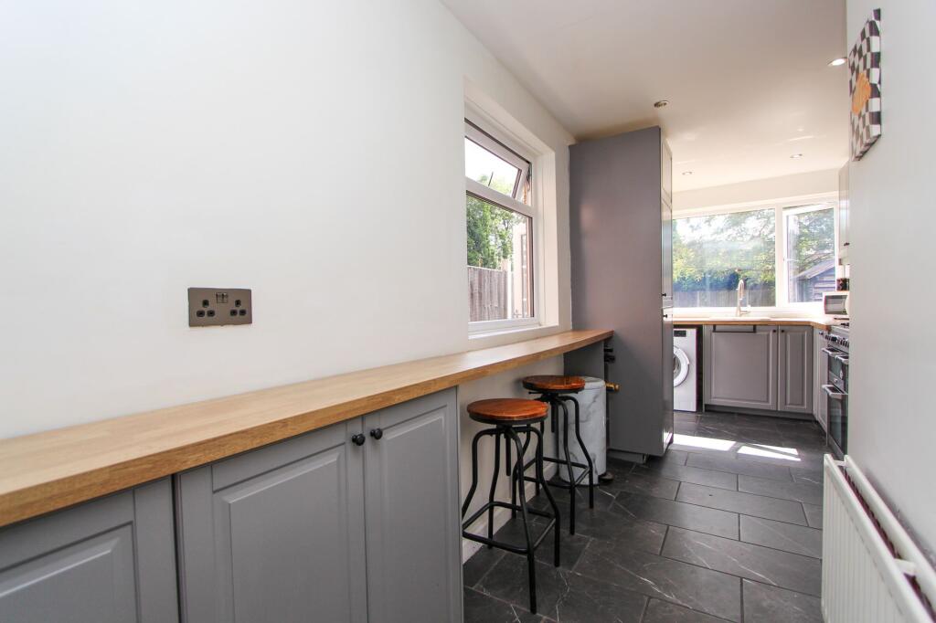 Additional image 11 of Green Lanes, Wylde Green, B73