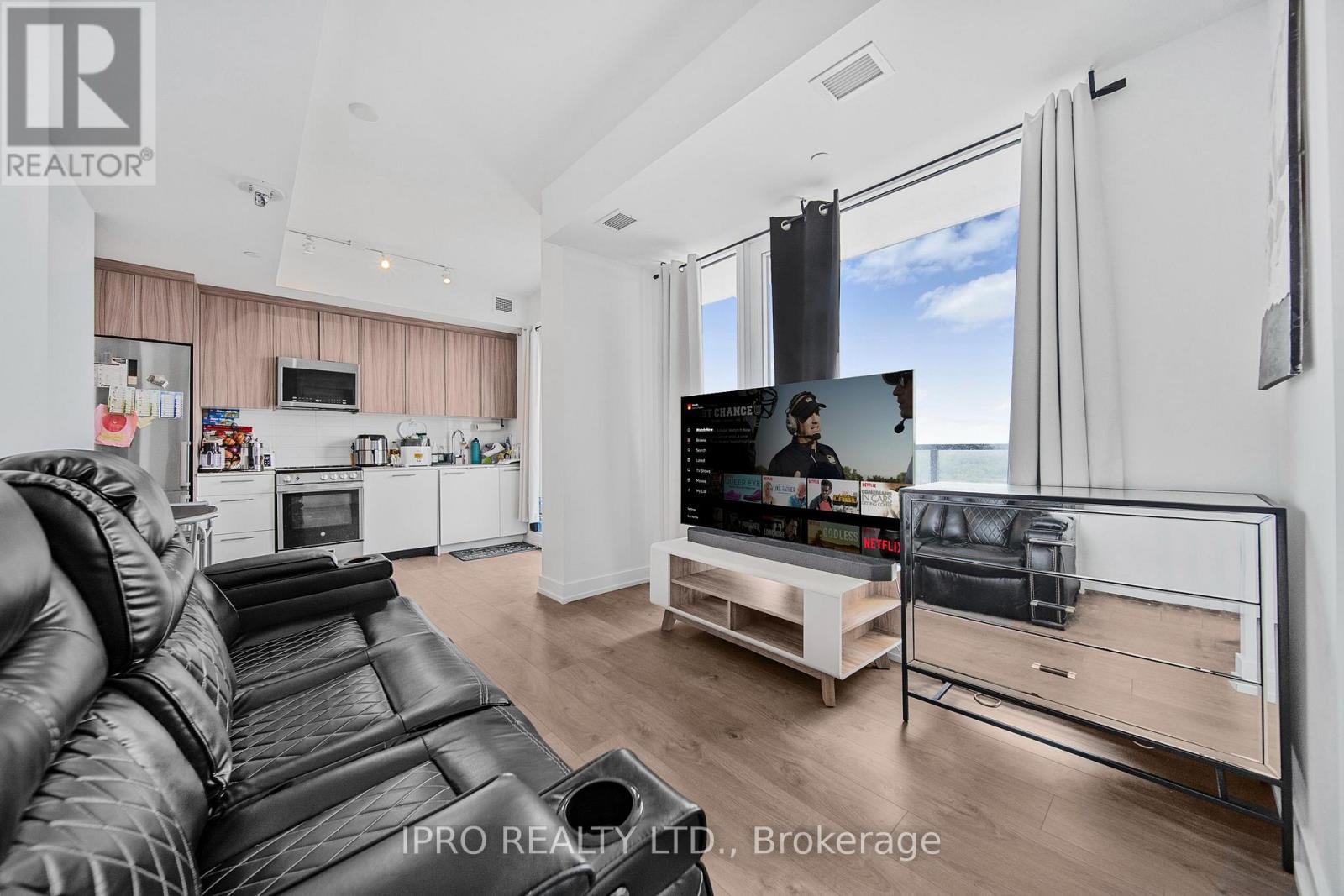 Primary image of 709 - 215 VETERANS DRIVE|Brampton (Northwest Brampton), Ontario L7A4S6