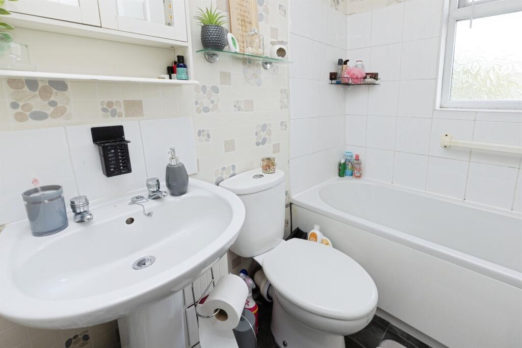 Additional image 12 of Princes Crescent, Bradford