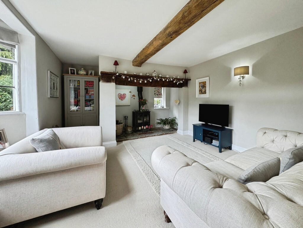 Additional image 5 of Wootton Wawen, Double Carport, Stunning Interior