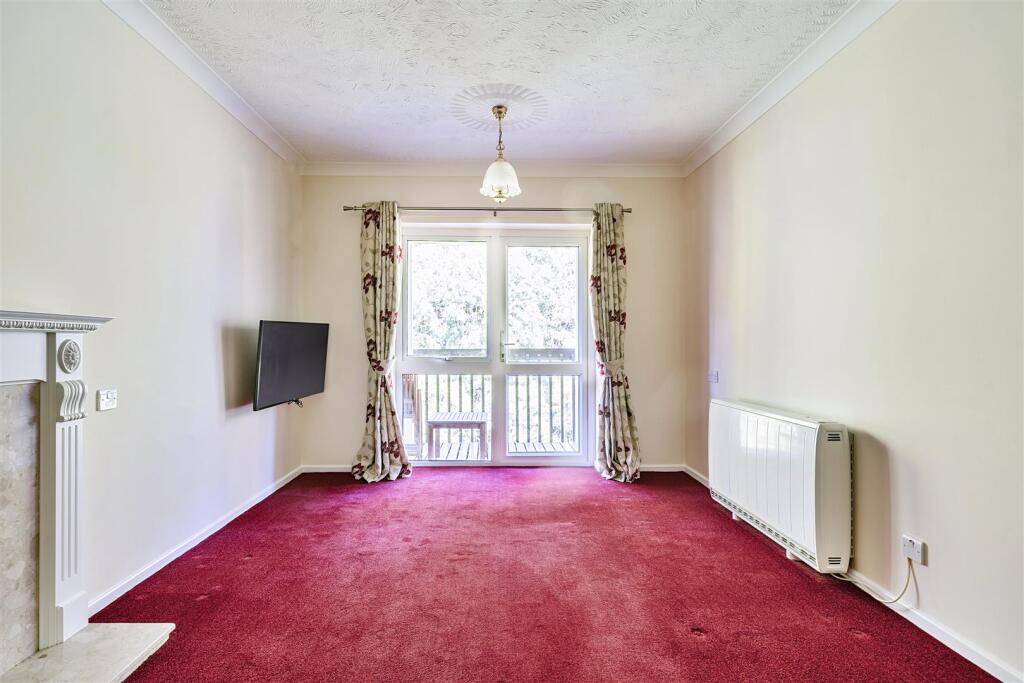 Additional image 13 of Fernlea Avenue, Ferndown