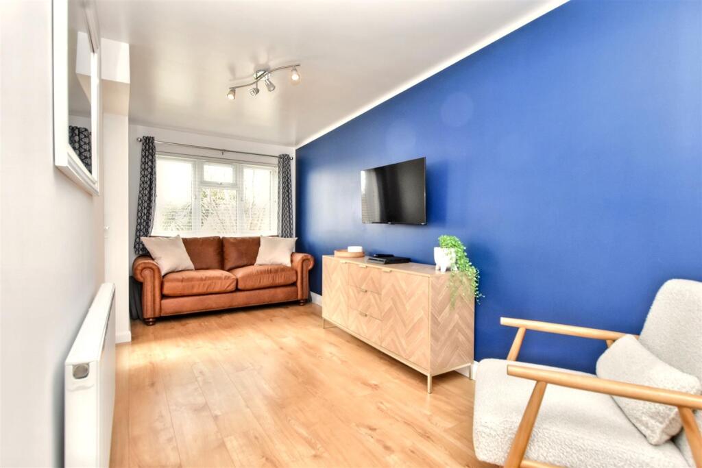 Additional image 5 of Astaire Avenue, Eastbourne