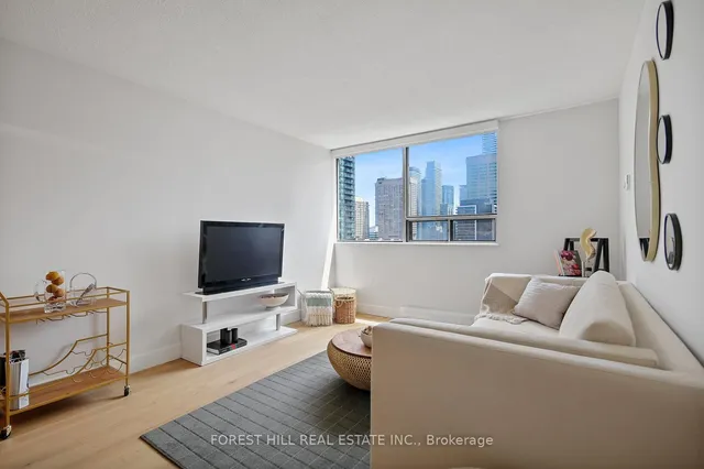 Additional image 12 of 914 Yonge St Unit 1604