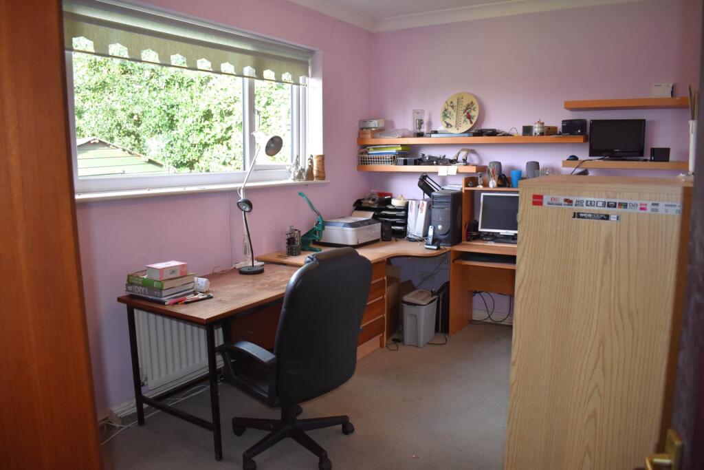 Additional image 20 of 4 or 5 Bedrooms - Riding Gate, Harwood