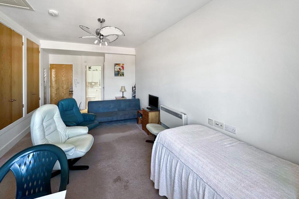 Additional image 6 of Lymington Road, Highcliffe, Dorset. BH23 5EY