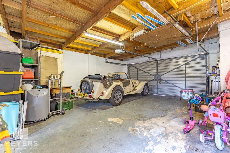 Additional image 17 of Redhill Drive, Redhill, BH10