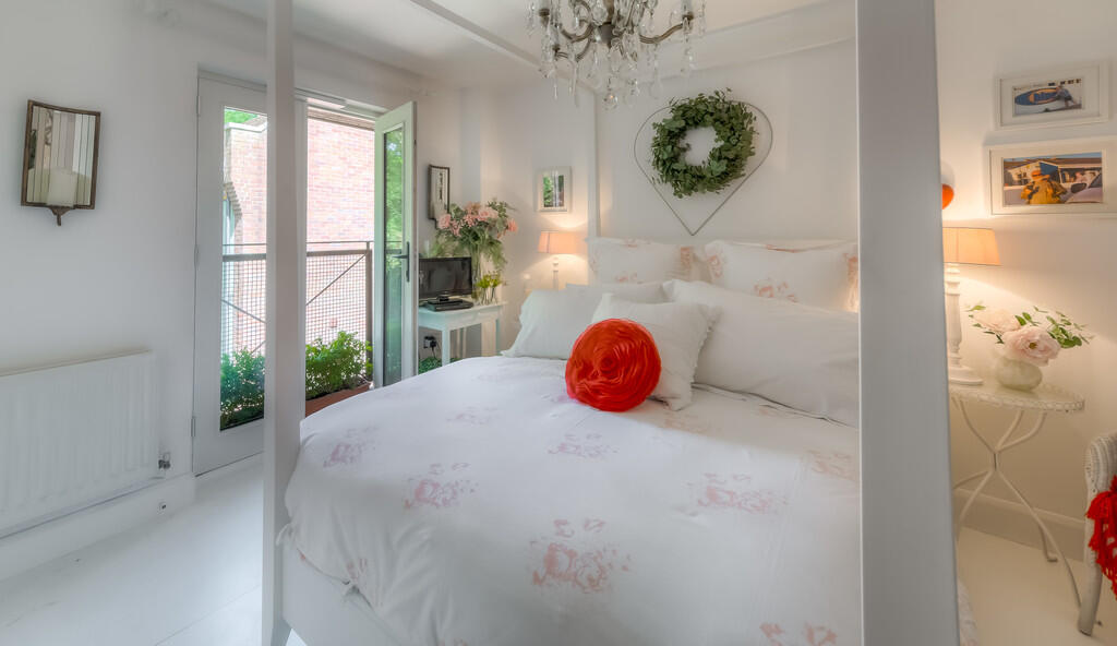 Additional image 8 of Wheelwrights Close, Arundel