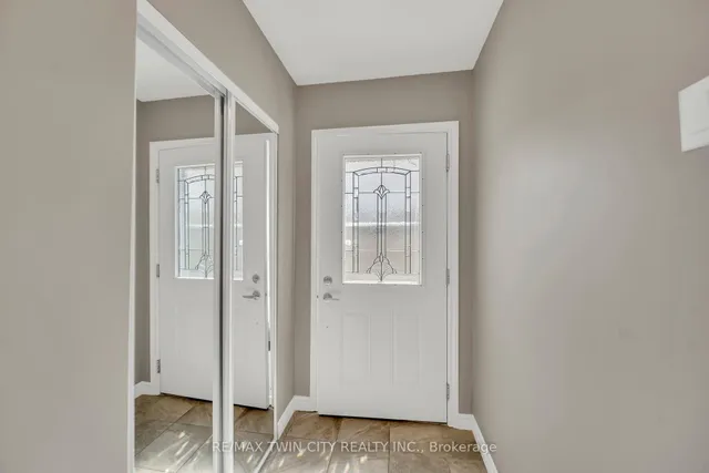 Additional image 6 of 28 Uxbridge Cres