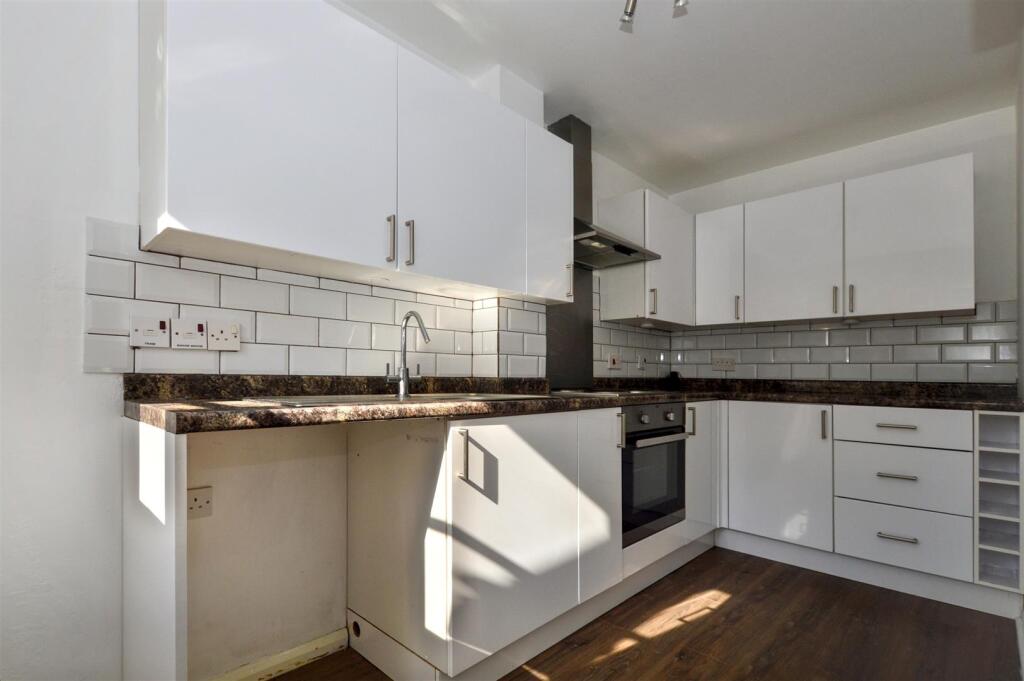 Additional image 10 of Falmouth Close, South Harbour, BN23