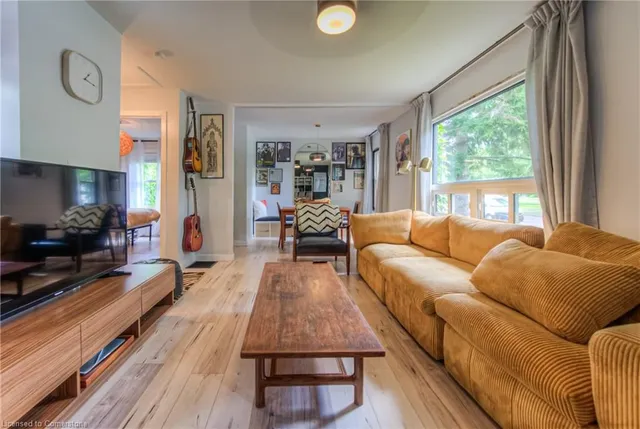 Additional image 14 of 102 Spadina Rd